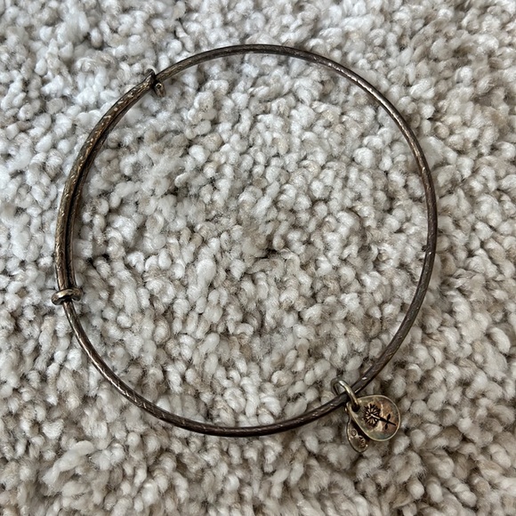 Alex and Ani bracelets set of 5 - Picture 3 of 3